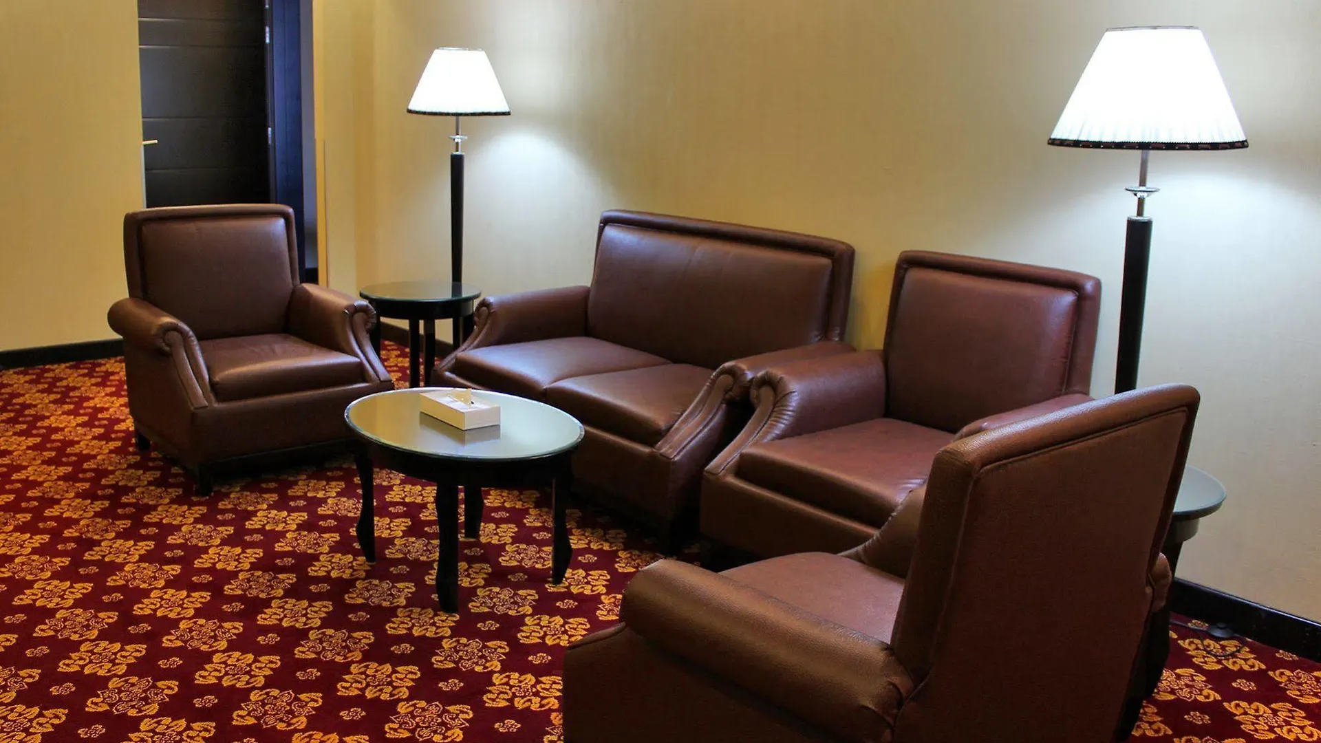 ***  Paragon Hotel Абу-Даби ОАЭ